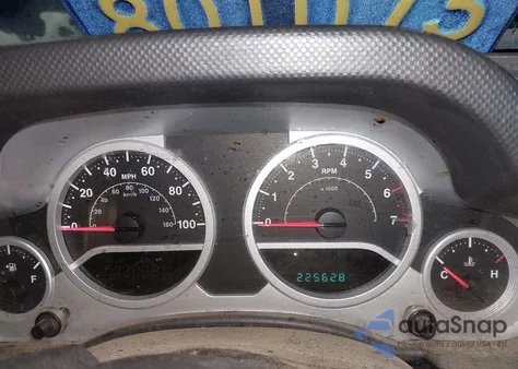 2010 Jeep Wrangler Unlimited Sport Rhd z USA, uszkodzony, nr VIN 1J4BZ3H14AL153083